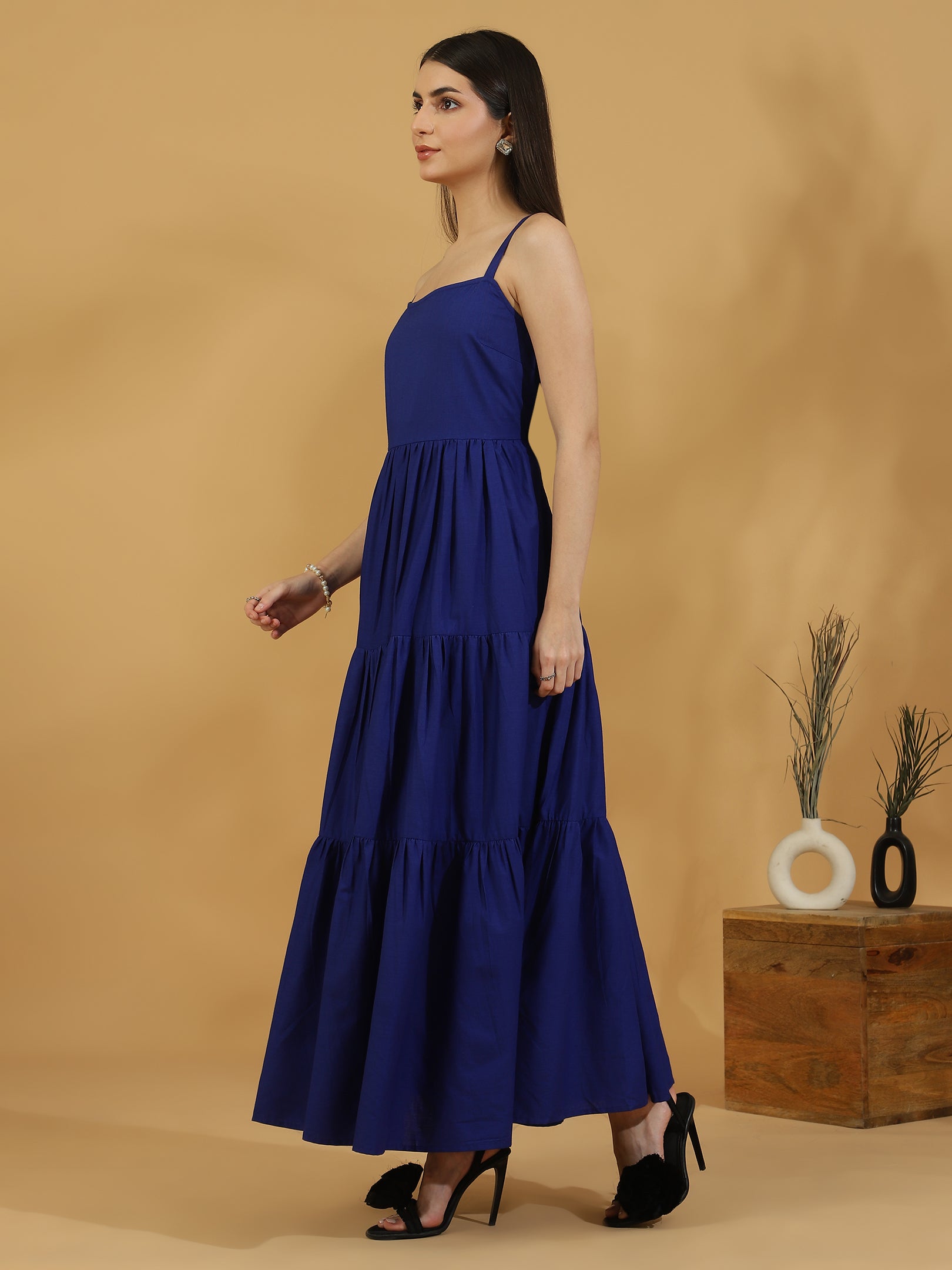 Solid Tiered Shoulder Strap Dress (Dark Blue)