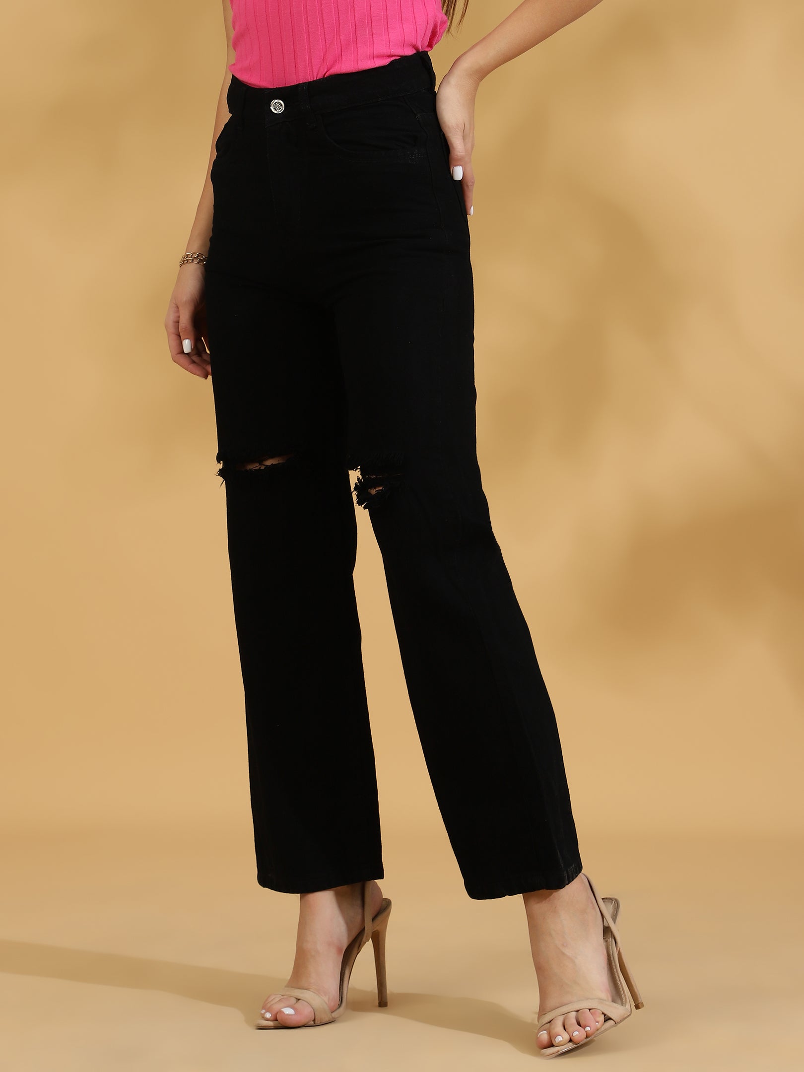 High Rise Distressed Straight fit Jeans (Black)