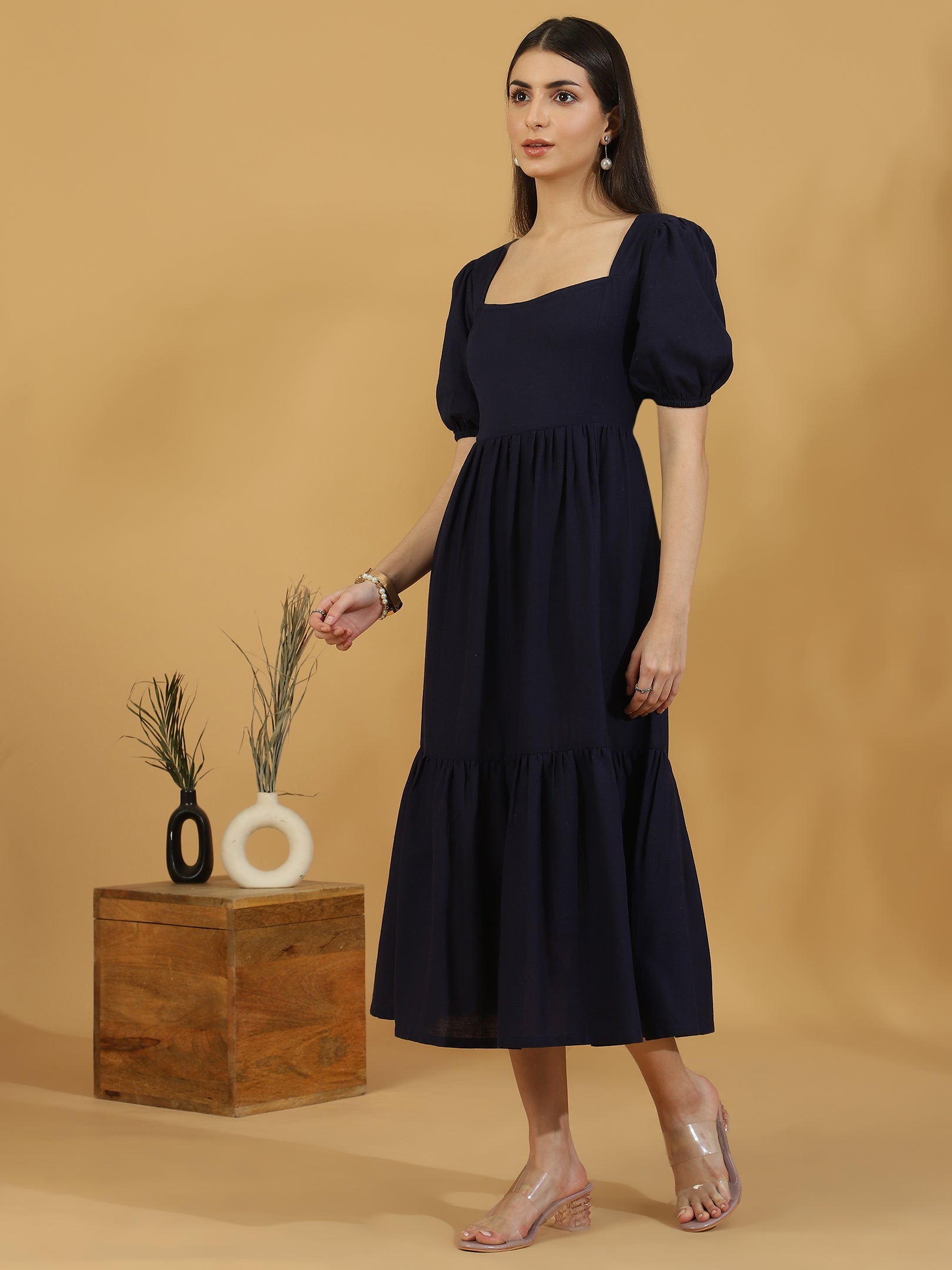 Squared Neck Sleeve Tiered Dress (Navy Blue)