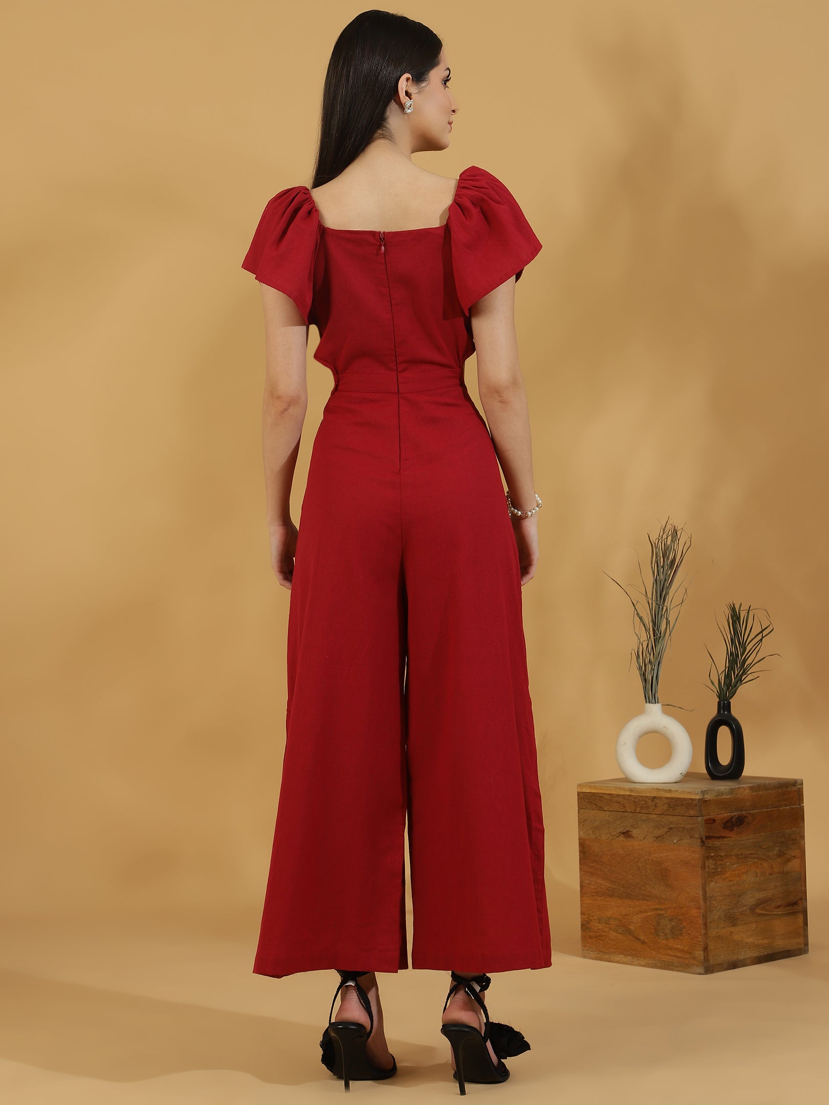 Solid Cutout Sleeveless Jumpsuit (Red)