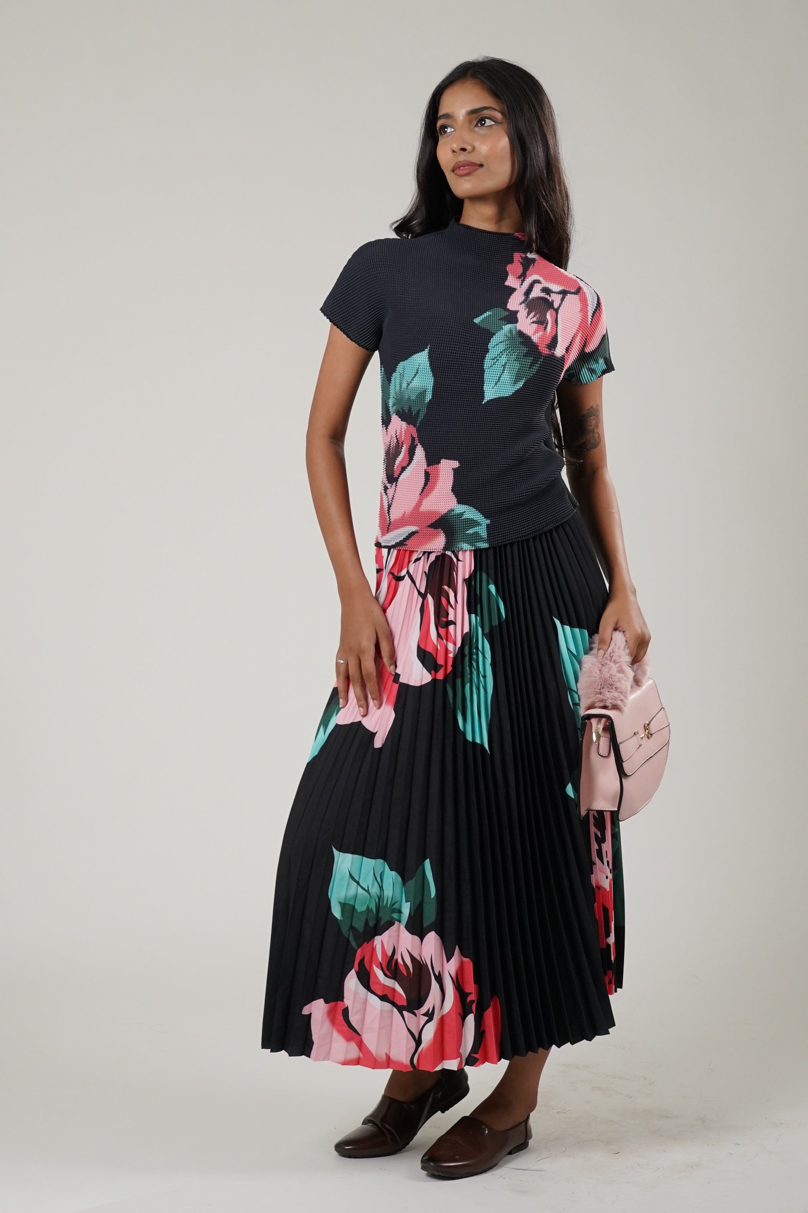 Mock Neck Tee & Pleated Skirt Coord (Black)