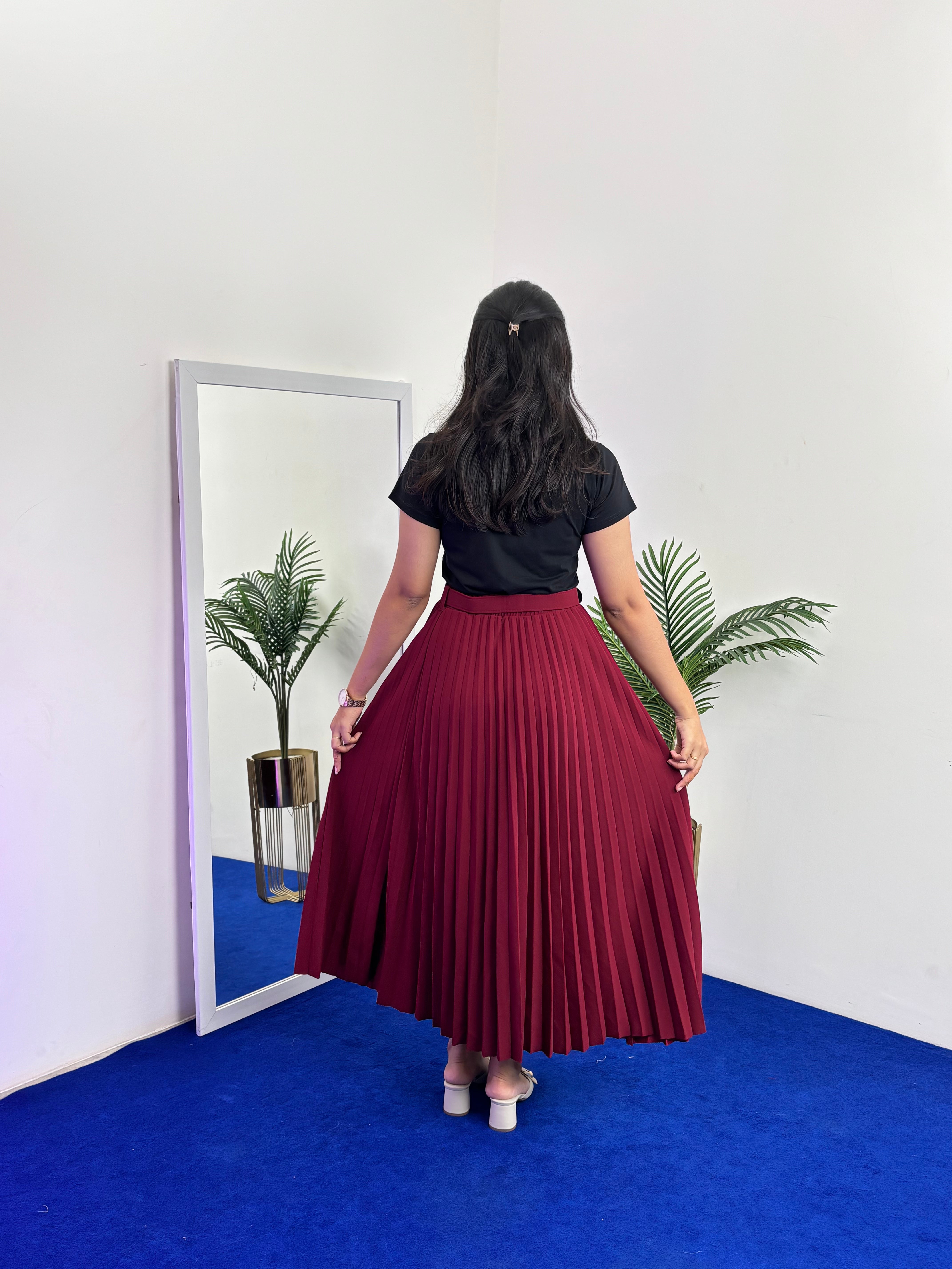 Pleated Flared Skirt with Belts (Red)