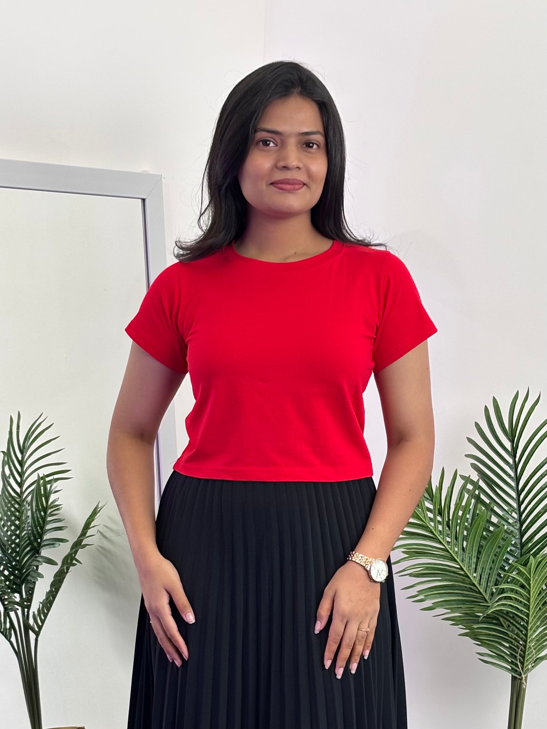 Solid Crop Top with Sleeve (Red)