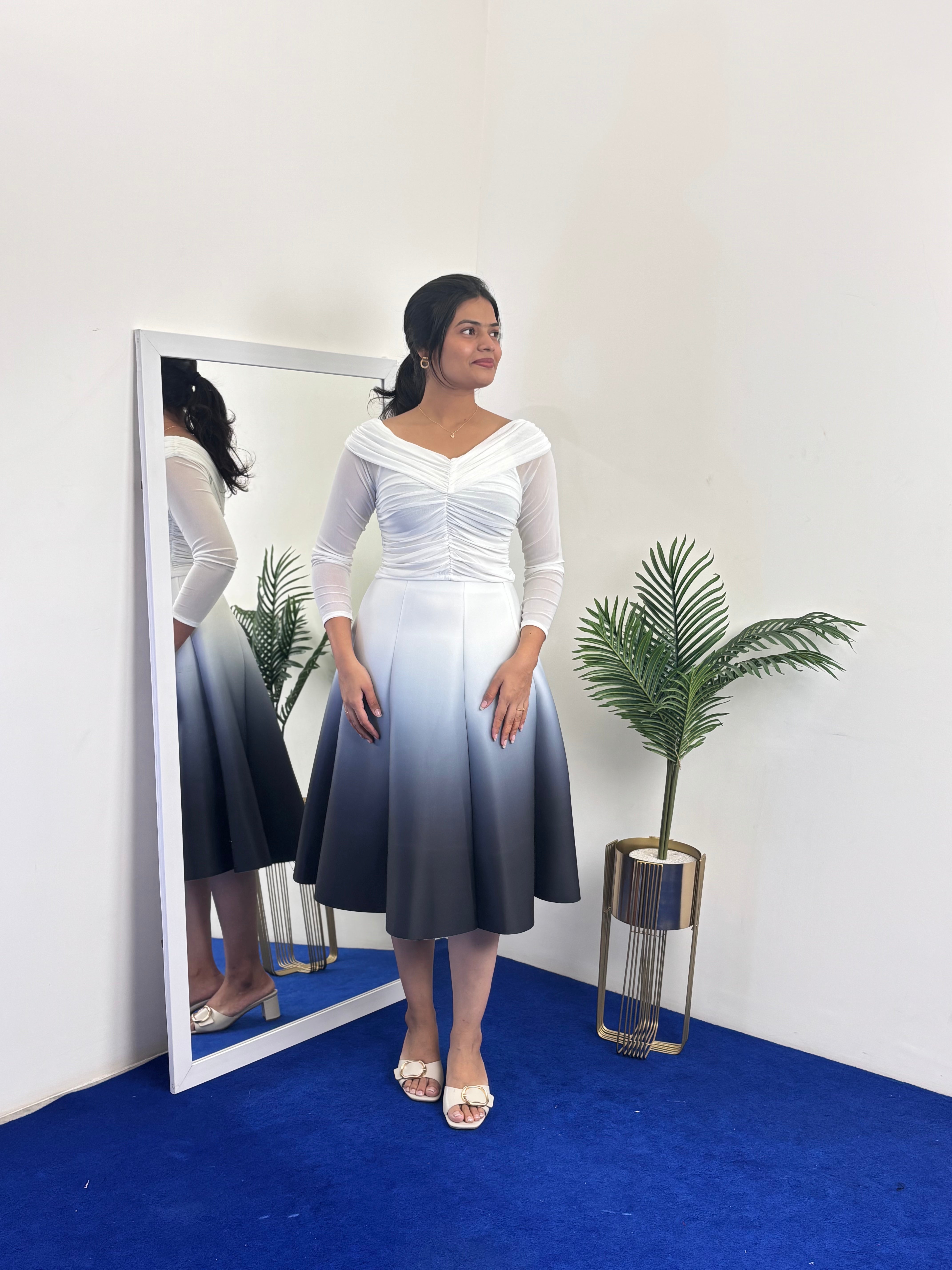 Ombre Scuba Skirt (White - Black)