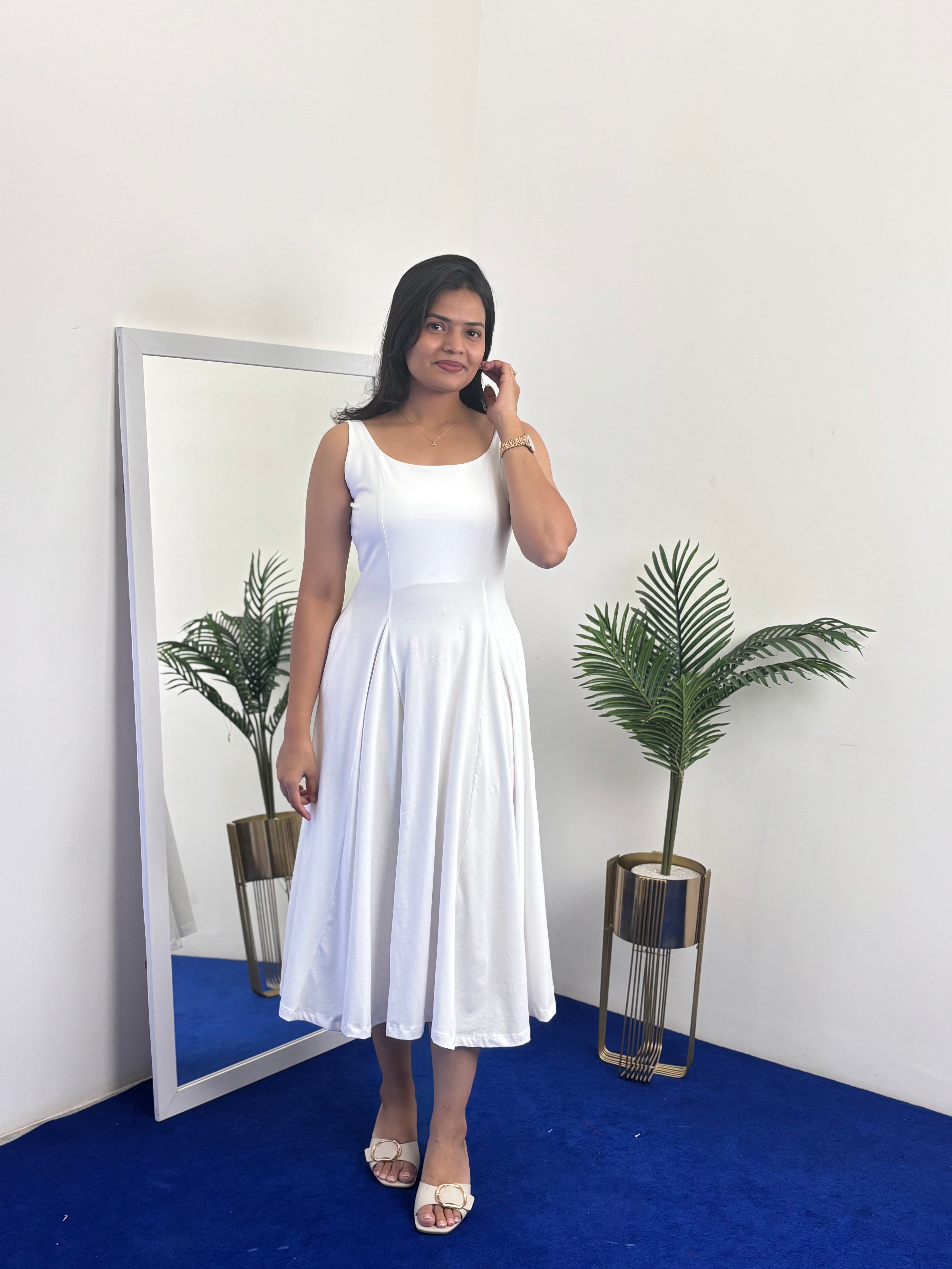 Solid Sleeveless Square Neck Dress (White)