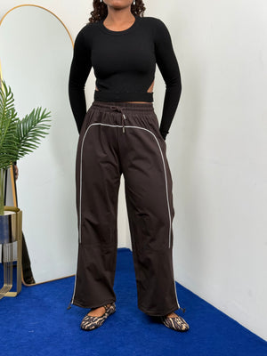 Color_Dark Brown